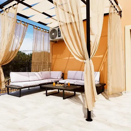 Sweet Apricot Apartment Pelekas
